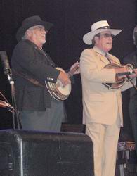 The Osborne Brothers am 26. Juli 2003 in der Grand Ole Opry. Bild: Florian Agreiter